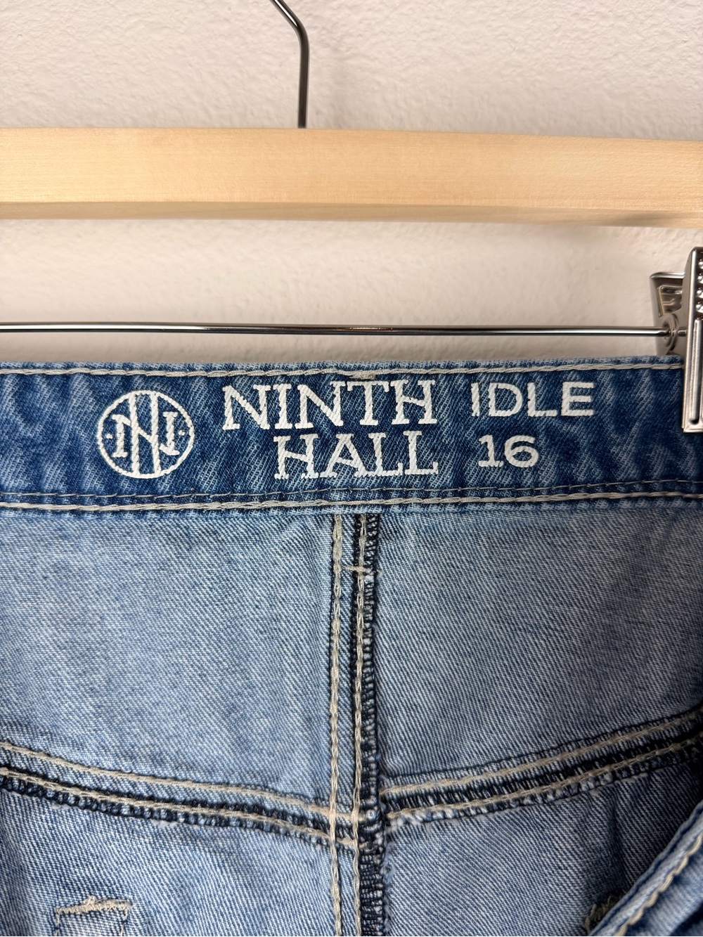 Ninth Hall Idle Embroidered Jeans Womens 16 - Picture 11 of 11